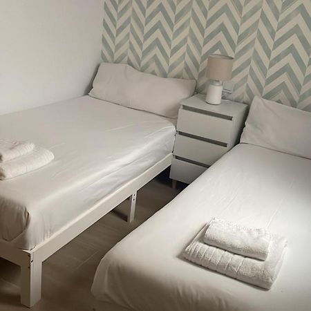 180 Home Luxury Redes Séville Extérieur photo