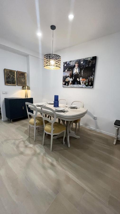 180 Home Luxury Redes Séville Extérieur photo