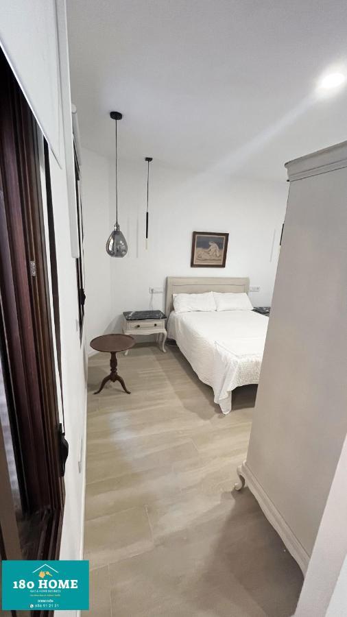 180 Home Luxury Redes Séville Extérieur photo