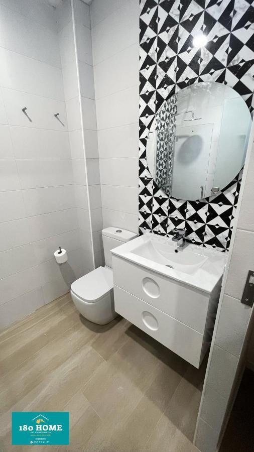 180 Home Luxury Redes Séville Extérieur photo